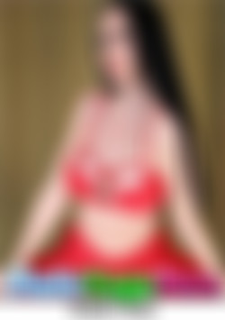 Sexy Curvy Violet Voss Perform Nude Yoga and Masturbation front cover