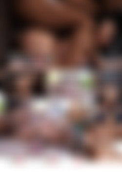 Glamour Dolls 34 back cover