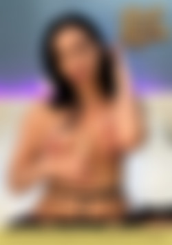 Gorgeous MILF Kira Queen Teases with Her Amazing Body! back cover