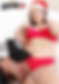 Curvy Spanish woman fucking a big cock front cover