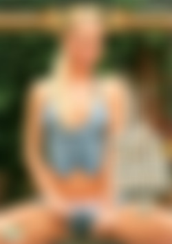 Hot Amateur Teens 19 front cover